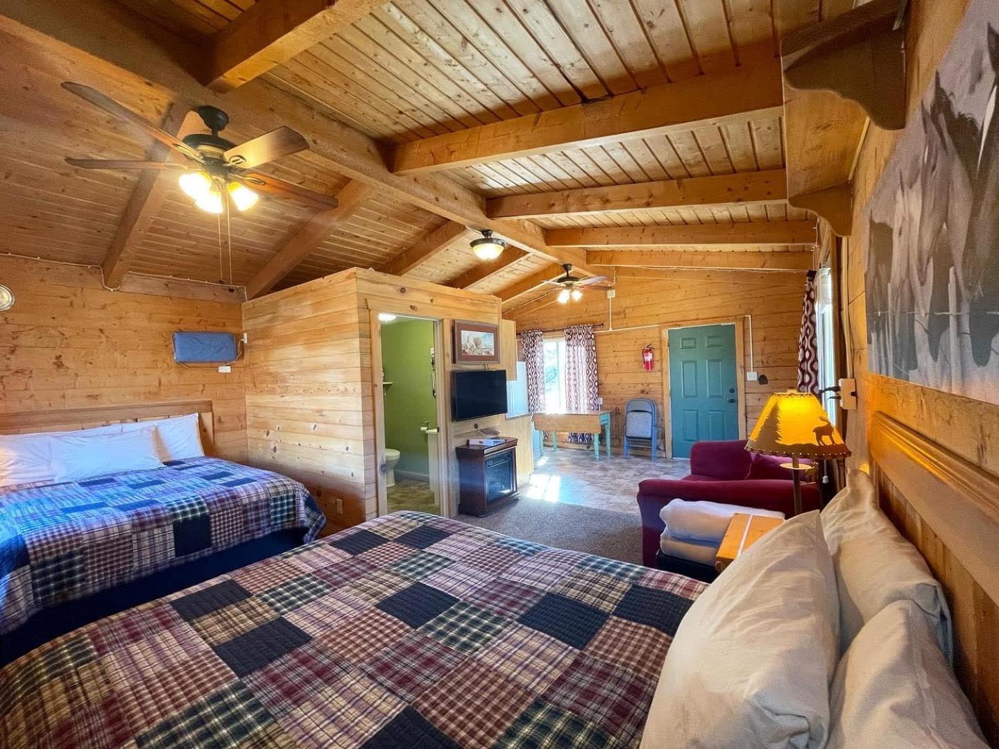 The Park Cabin At Mount Carmel Motel And Rv Park Esterno foto