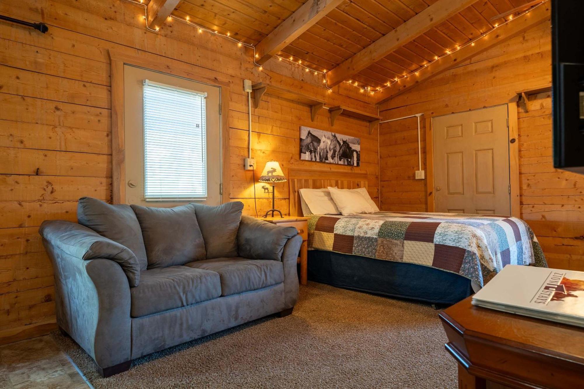 The Park Cabin At Mount Carmel Motel And Rv Park Esterno foto